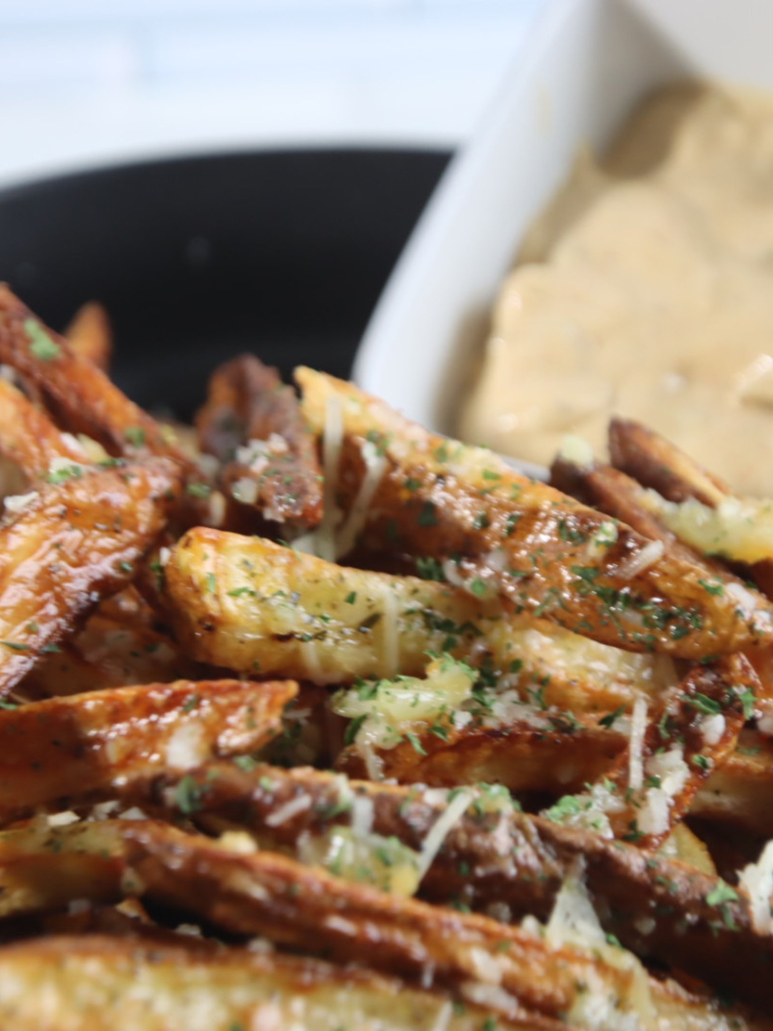 Garlic Parmesan fries and fry sauce